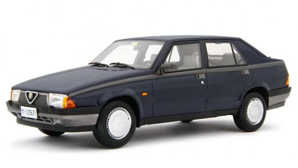 ALFA ROMEO 75 1.6-1.8 1985 DARK BLUE 1:18 Scala 1:18 Laudo Racing