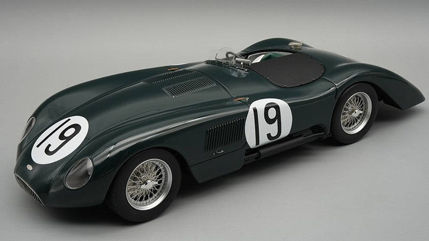 JAGUAR C-TYPE LONGTAIL N.19 LE MANS 1952 WHITEHEAD-STEWARTC/VETRINA 1:18 Scala 1:18 Tecnomodel