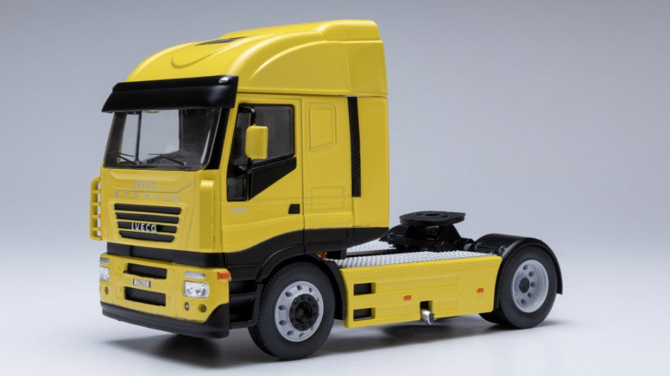 IVECO STRALIS 2002 YELLOW 1:43 Scala 1:43 Ixo Model