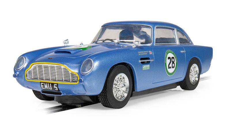 ASTON MARTIN DB5 BLUE & YELLOW HISTORIC GT RACING SLOT 1:32 Scala 1:32 Scalextric