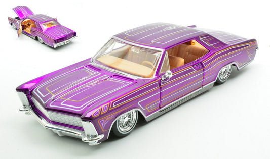 BUICK RIVIERA 1965 VIOLET 1:24 Scala 1:24 Maisto