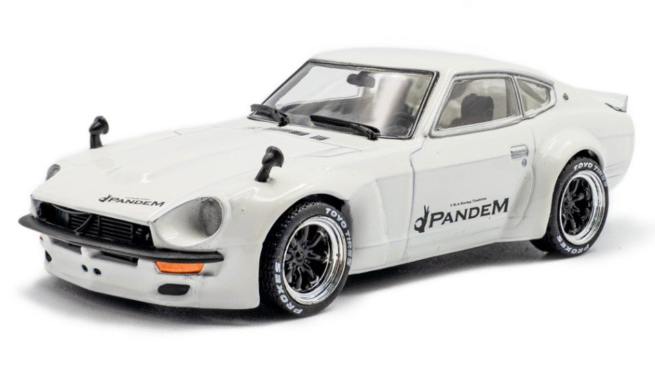 DATSUN 240Z ROCKET BUNNY COUPE 1973 WHITE 1:43 Scala 1:43 Solido