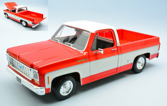 CHEVROLET C10 CHEYENNE SUPER 1974 RED 1:18 Scala 1:18 Maisto