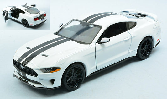 FORD MUSTANG GT 2018 WHITE 1:24 Scala 1:24 MotorMax