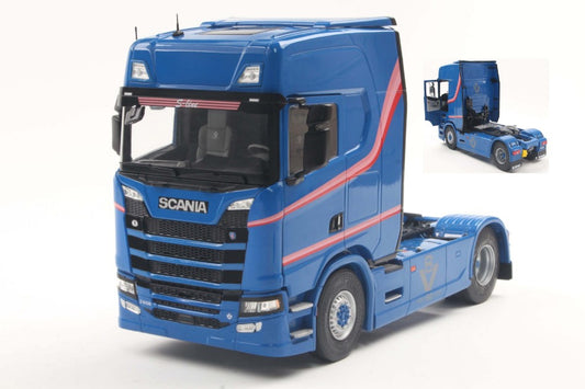 SCANIA 580S 2023 HIGHLINE 113
TRIBUTE 1:24 Scala 1:24 Solido