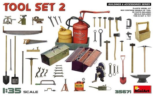 TOOL SET N.2 KIT 1:35 Scala 1:35 Miniart