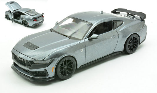 FORD MUSTANG DARKHORSE 2024 SILVERGUN 1:24 Scala 1:24 Maisto