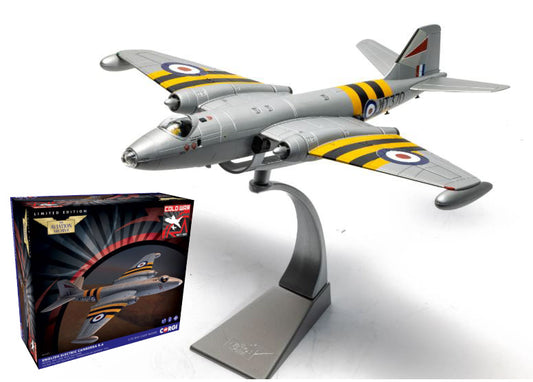ENGLISH ELECTRIC CANBERRA B.6WT370 Wg.Cdr.Paul Mallorie 1:72 Scala 1:72 Corgi