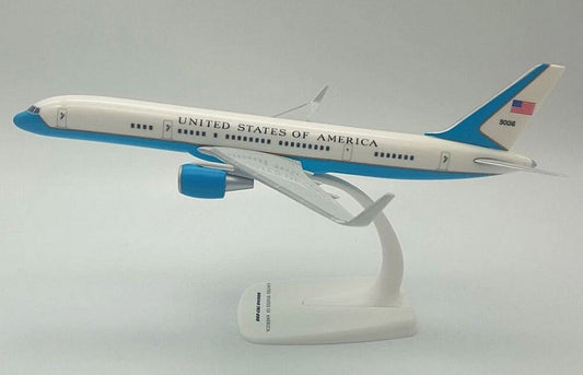 BOEING 757-200 AIR FORCE TWO 1:200 Scale Varie Produttori Vari