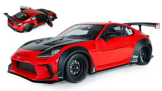 TOYOTA GR86 LIBERTY WALK BODY KIT RED 2024 1:18 Scala 1:18 Solido