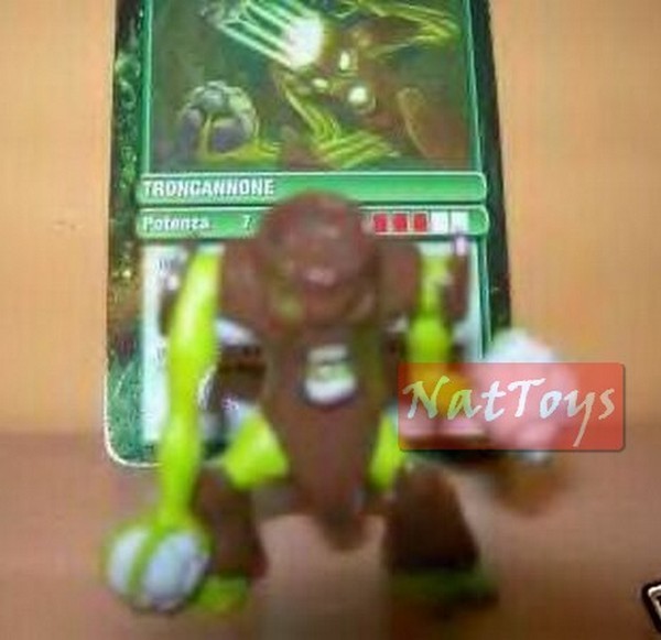 GORMITI SERIES 2 CUTTER +CARD *NatToysModels*