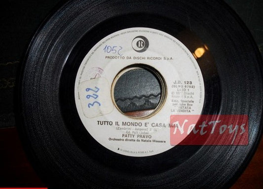 JUKE BOX 45 RPM Patty Pravo Tout le monde ma maison/Grace Jones La vie en rose