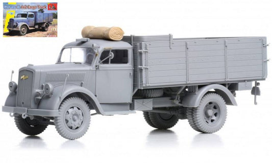 KIT DA MONTARE IN SCALA COMPATIBILE CON GERMAN 3t 4x2 CARGO TRUCK (2 in 1) KIT 1:35 DRAGON D6974