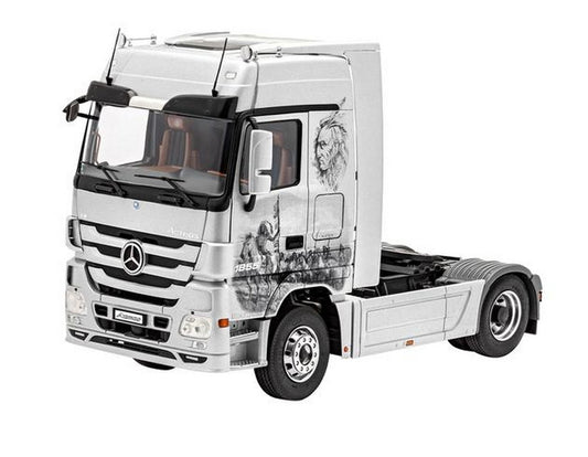 KIT DA MONTARE IN SCALA COMPATIBILE CON MERCEDES ACTROS MP3 KIT 1:24 REVELL RV7425