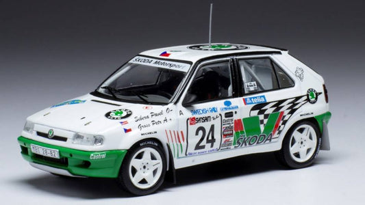 KIT DE MONTAGE À L'ÉCHELLE COMPATIBLE AVEC SKODA FELICIA KIT VOITURE N.24 RALLYE DE SUÈDE 1995 SIBERA/BRUT 1:43 IXO MODÈLE RAC413B
