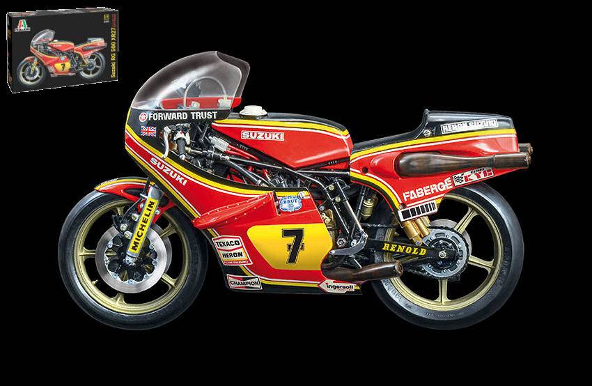 KIT DA MONTARE IN SCALA COMPATIBILE CON SUZUKI RG 500 XR27 1978 BARRY SHEENE KIT 1:9 ITALERI IT4644