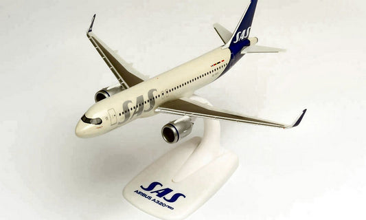 MODELLINO IN SCALA COMPATIBILE CON AIRBUS A320 NEO SAS SCANDINAVIAN cm18 1:200 HERPA HP612708