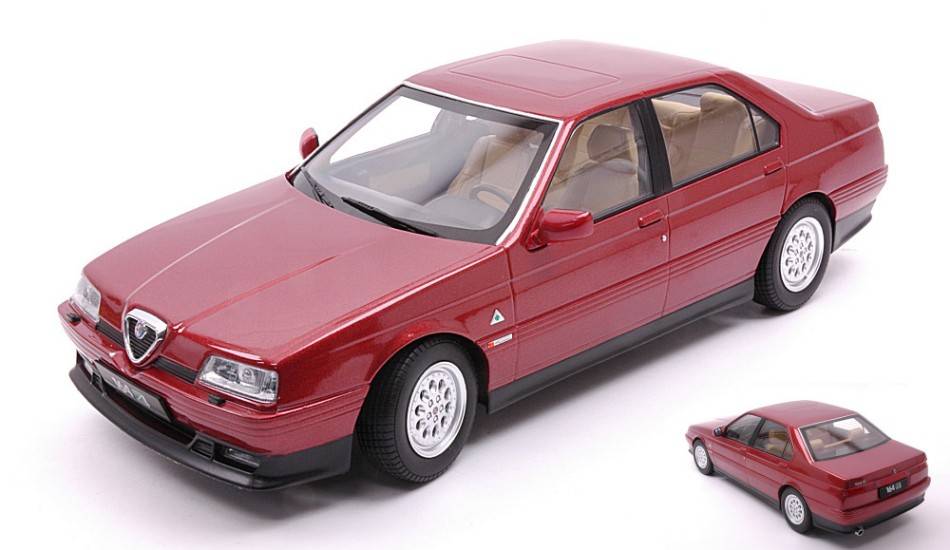 MODELLINO IN SCALA COMPATIBILE CON ALFA ROMEO 164 Q4 1994 RED METALLIC/BEIGE INTERIOR 1:18 TRIPLE 9 T9-1800324