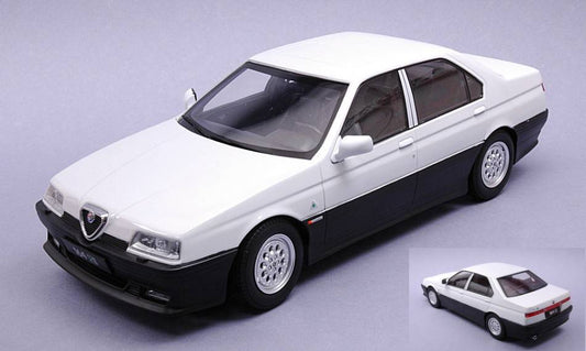 SCALE MODEL COMPATIBLE WITH ALFA ROMEO 164 Q4 1994 WHITE/BLACK INTERIOR 1:18 TRIPLE 9 T9-1800320