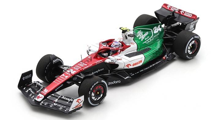 MODELLINO IN SCALA COMPATIBILE CON ALFA ROMEO F1 ZHOU GUAN YU 2022 N.24 AZERBAIJAN GP 1:43 SPARK MODEL S8538