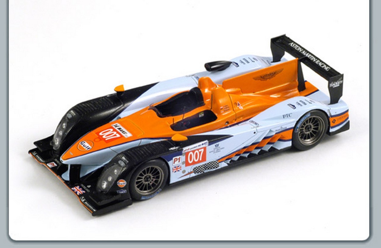 MODÈLE RÉDUIT COMPATIBLE AVEC ASTON MARTIN AMR-ONE N.007 LM 2011 1:43 SPARK MODEL S2536