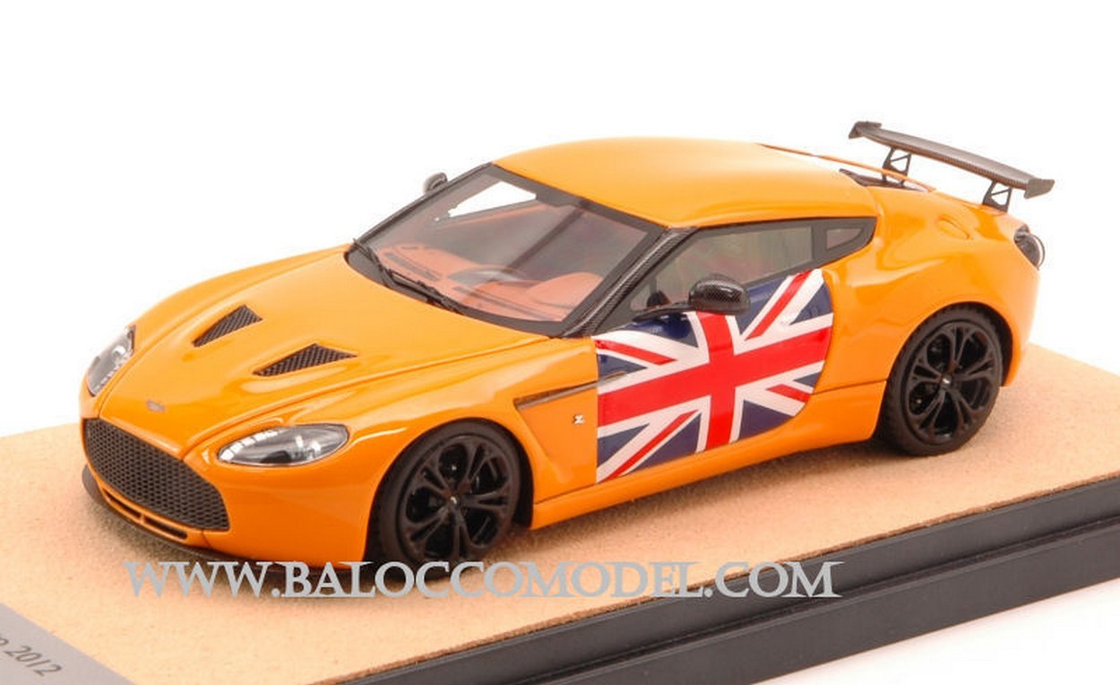 MODÈLE RÉDUIT COMPATIBLE AVEC ASTON MARTIN V12 ZAGATO 2012 ORANGE BRILLANT W/ENGLISH ED.LIM.PCS 10 1:43 TECNOMODEL TMDMI52AM