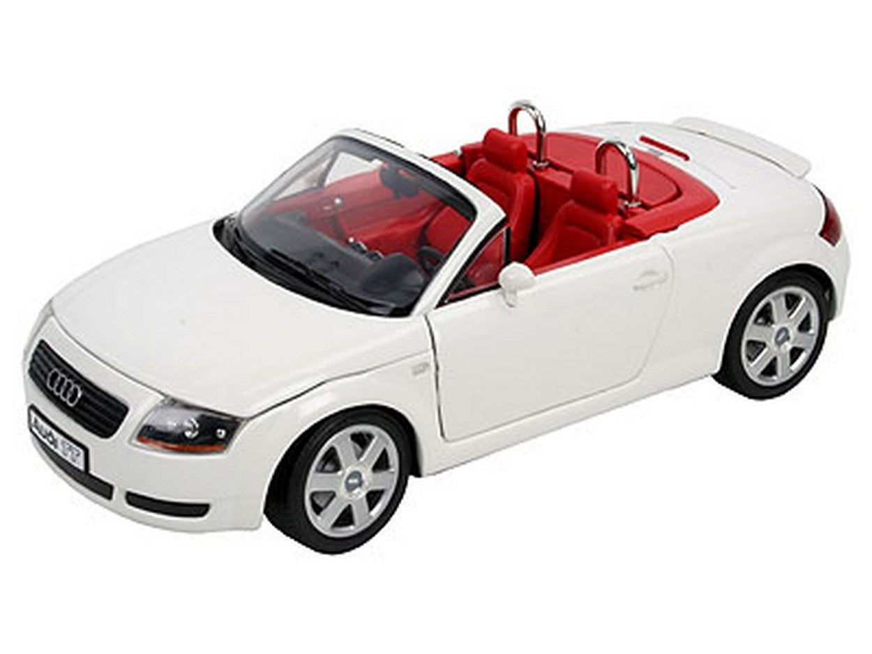 MODELE REDUIT COMPATIBLE AVEC AUDI TT ROADSTER 1999 BLANC 1:18 REVELL RV8487