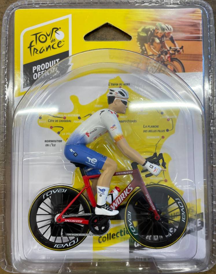 SCALE MODEL COMPATIBLE WITH BICYCLE TOUR DE FRANCE 2023 TEAM TOTAL ENERGIES 1:18 SOLID SL1809916
