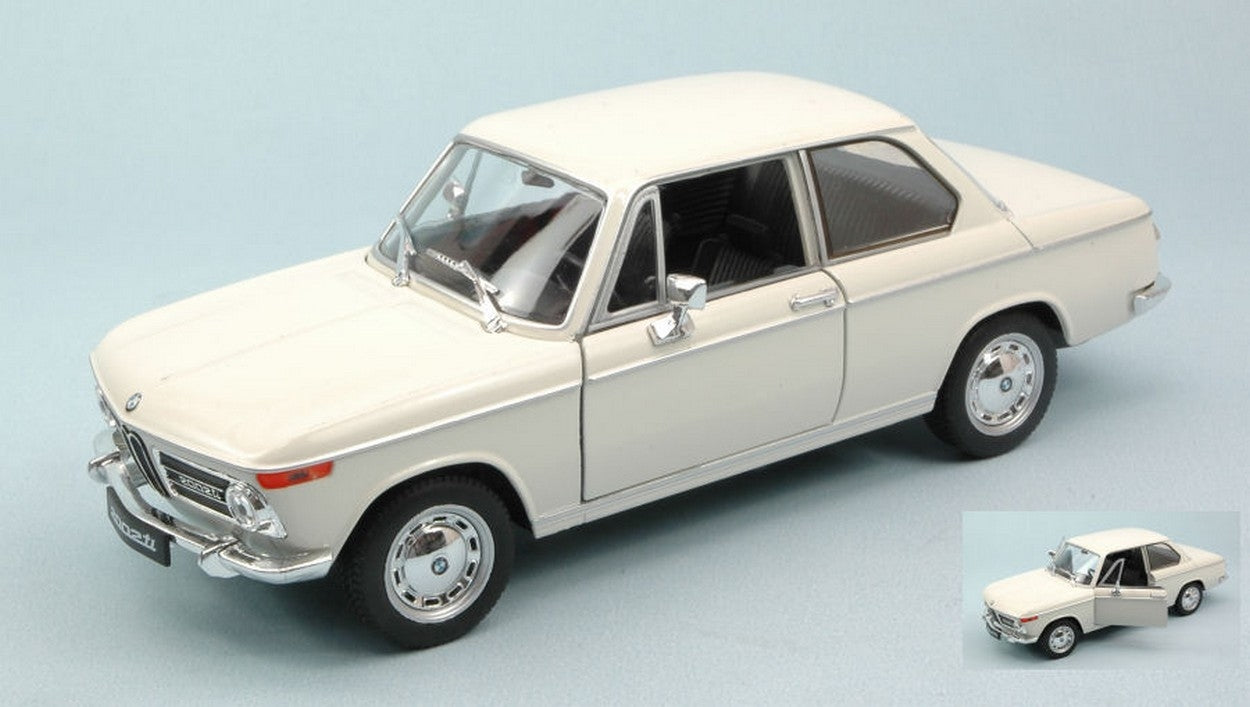 MODELE REDUIT COMPATIBLE AVEC BMW 2002 Ti 1972 BLANC 1:24 WELLY WE4053W