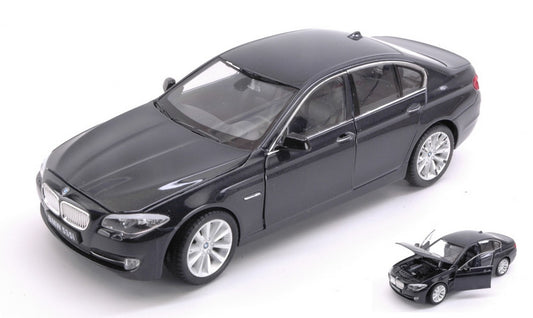 MODELLINO IN SCALA COMPATIBILE CON BMW 535i 2010 BLACK 1:24-27 WELLY WE24026BK