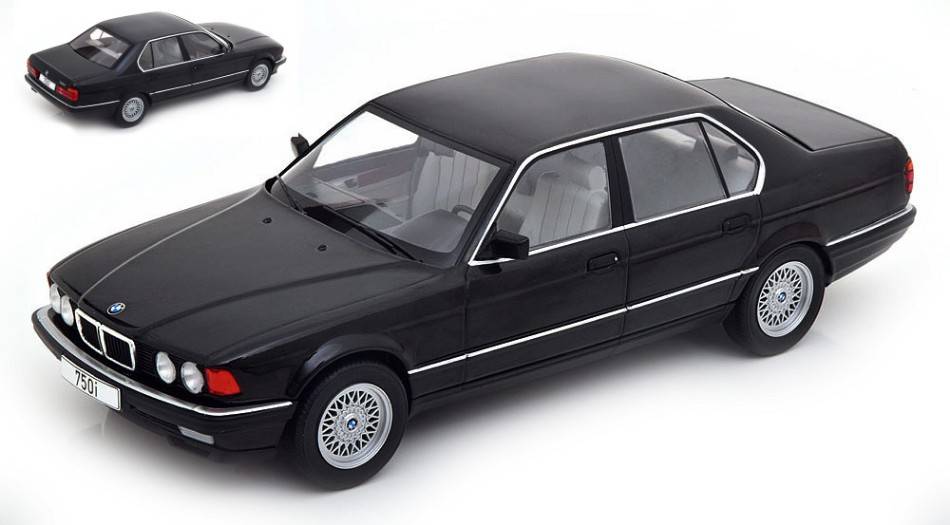 MODELLINO IN SCALA COMPATIBILE CON BMW 750i (E32) 7 SERIES METALLIC BLACK 1:18 MODELCARGROUP MCG18162