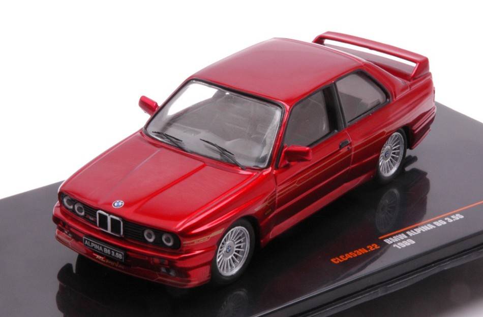 MODELLINO IN SCALA COMPATIBILE CON BMW ALPINA B6 3.5S 1989 MET.RED 1:43 IXO MODEL CLC453