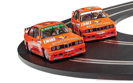MODÈLE RÉDUIT COMPATIBLE AVEC BMW E30 M3 TEA JAGERMEISTER TWIN PACK 2 SLOTS 1:32 SCALEXTRIC C4110A