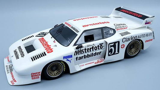 SCALE MODEL COMPATIBLE WITH BMW M1 TURBO (TEAM SCHNITZ.) DRM N.51 SALZBURGR.1981 HJSTUCK 1:18 TECNOMODEL TMD18173C