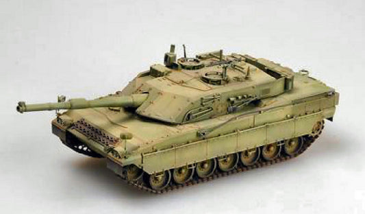 SCALE MODEL COMPATIBLE WITH ARIETE TANK ASSEMBLED 1:35 TRUMPETER TP9899