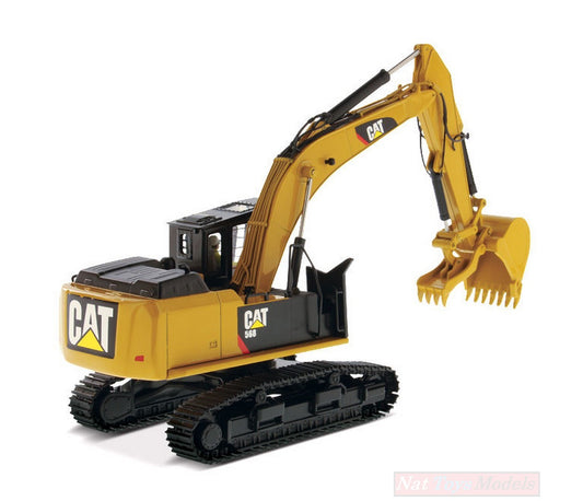 SCALE MODEL COMPATIBLE WITH CAT 568 GF ROAD BUILDER 1:50 DIECAST MASTER DM85923