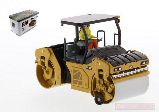 SCALE MODEL COMPATIBLE WITH CAT CB-13 VIBRATING ASPHALT 1:50 DIECAST MASTER DM85594