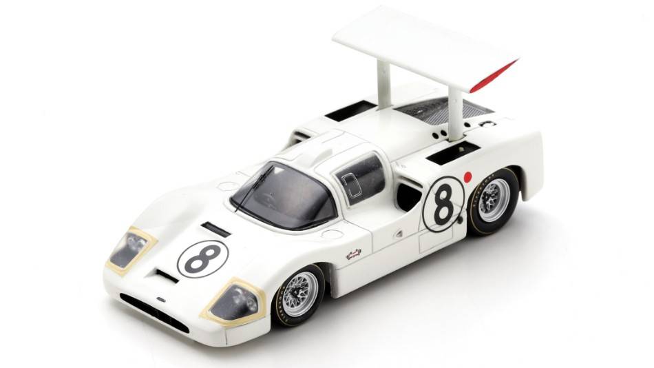 SCALE MODEL COMPATIBLE WITH CHAPARRAL 2F N.8 LM 1967 B.JENNINGS-B.JOHNSON 1:43 SPARK MODEL S9445