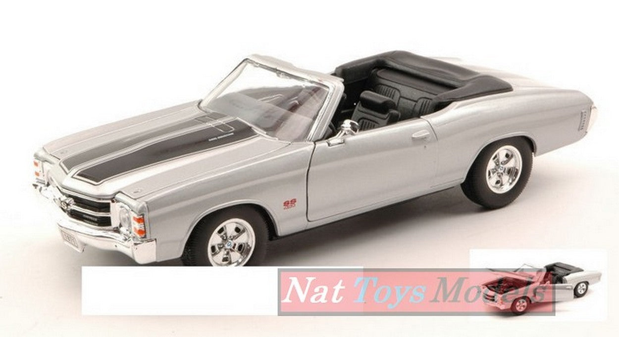 MODELLINO IN SCALA COMPATIBILE CON CHEVROLET CHEVELLE SS 454 1971 SILVER W/BLACK STRIPES 1:24 WELLY WE2089S