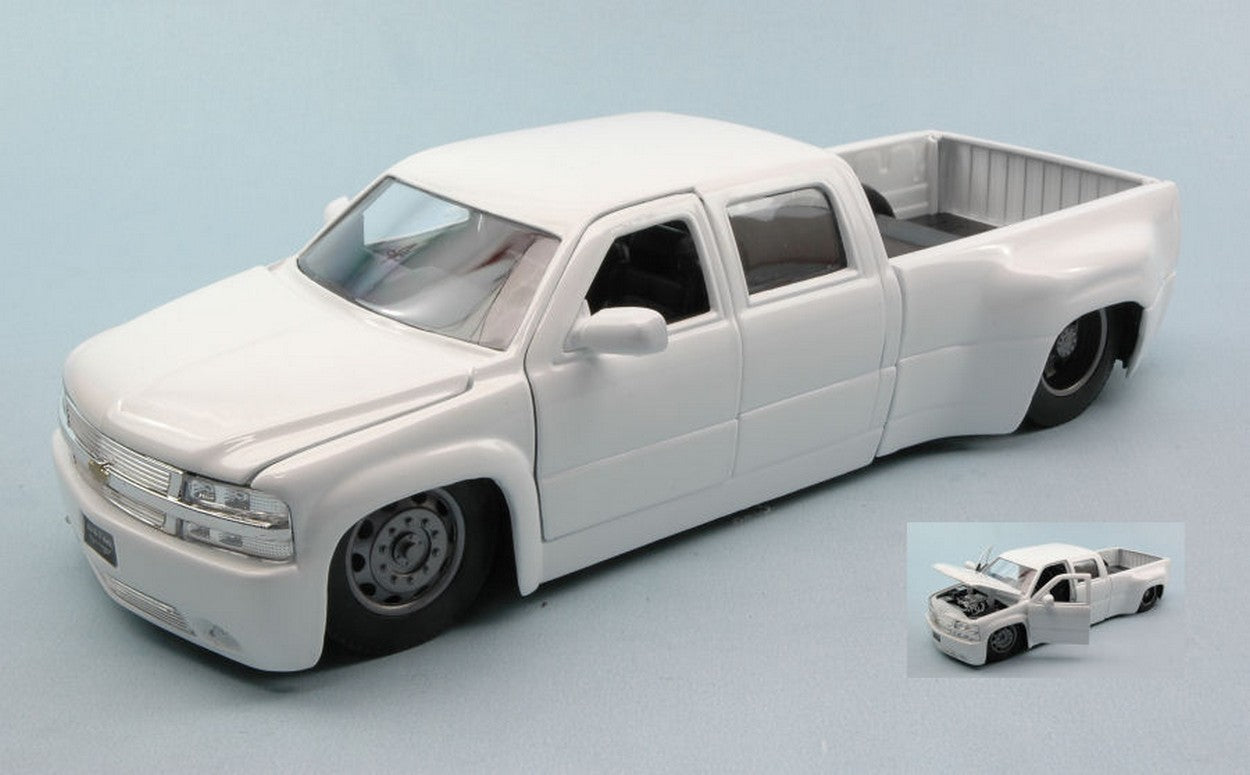 SCALE MODEL COMPATIBLE WITH CHEVY SILVERADO 1999 WHITE 1:24 JADA TOYS JADA90145W