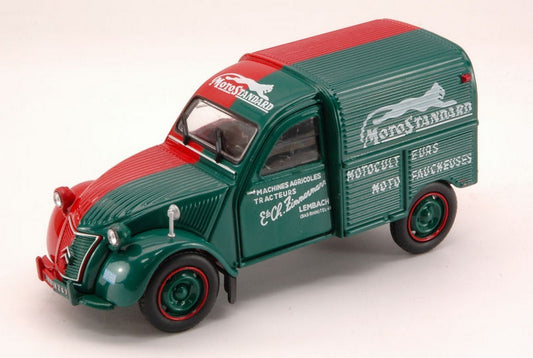 MODELLINO IN SCALA COMPATIBILE CON CITROEN 2 CV "MOTOSTANDARD" 1:32 UNIVERSAL HOBBIES UH6502