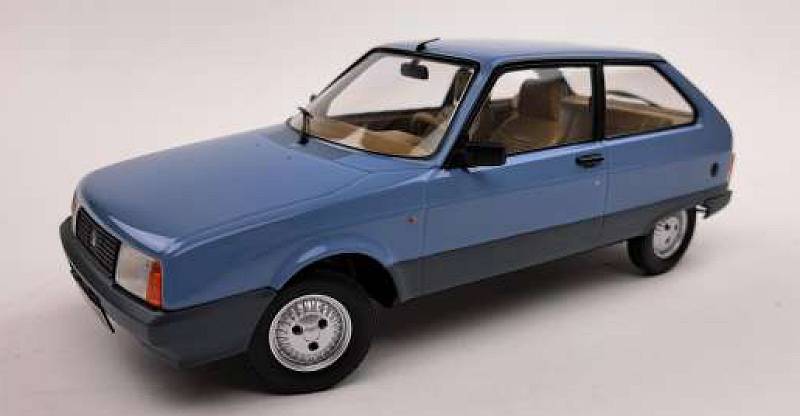 SCALE MODEL COMPATIBLE WITH CITROEN AXEL 1990 BLUE 1:18 TRIPLE 9 T9-1800338