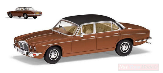 SCALE MODEL COMPATIBLE WITH DAIMLER DOUBLE SIX SERIES 2 VANDEN PLAS - CARAMEL 1:43 VANGUARDS VA13900