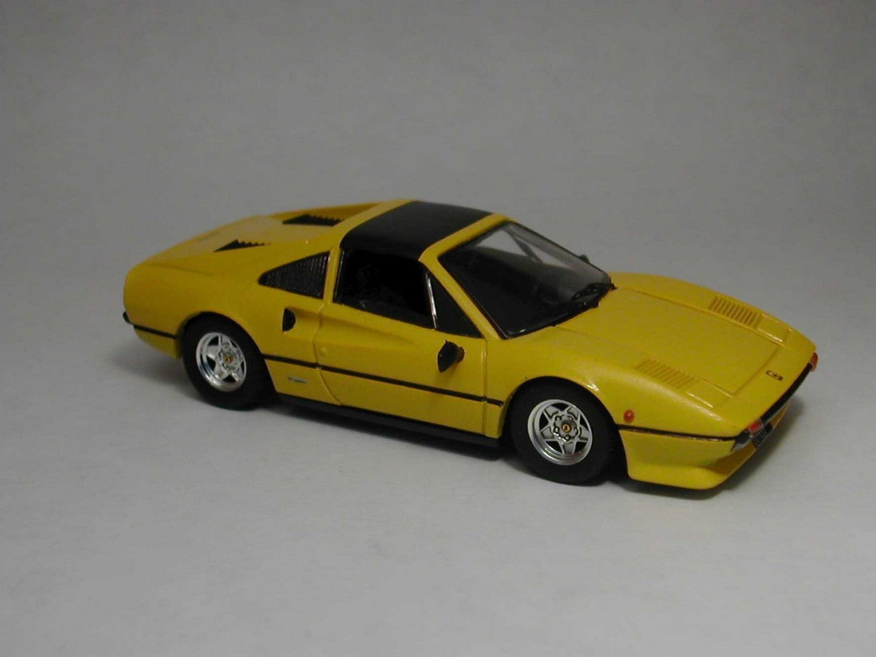 SCALE MODEL COMPATIBLE WITH FERRARI 308 GTS 1977 YELLOW 1:43 BEST BT9236