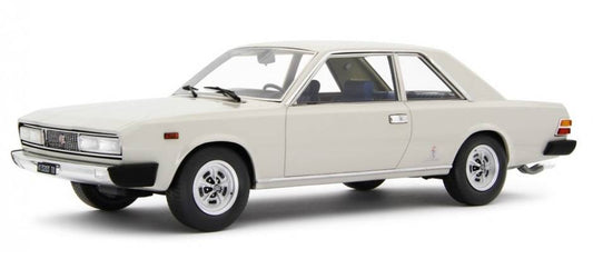 SCALE MODEL COMPATIBLE WITH FIAT 130 COUPE 1971 IVORY 1:18 LAUDO RACING LM143D