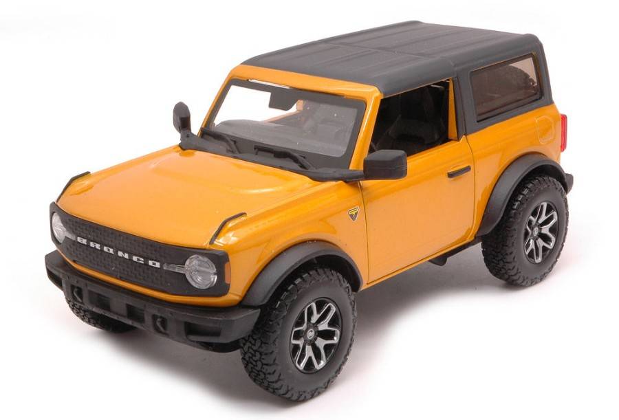 MODELLINO IN SCALA COMPATIBILE CON FORD BRONCO BADLANDS 2021 ORANGE 1:24 MAISTO MI31530O