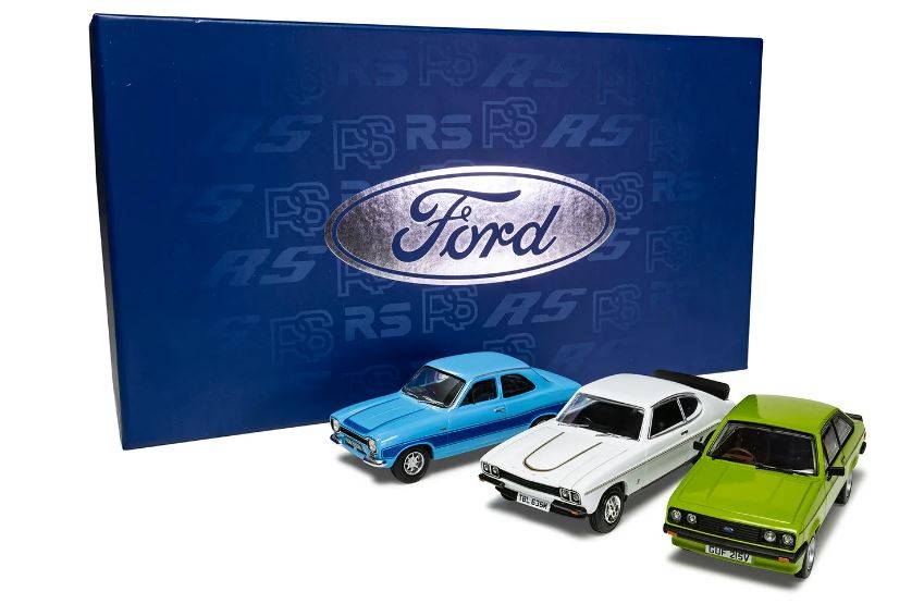 MODELLINO IN SCALA COMPATIBILE CON FORD RS COLLECTION 1970 PCS.3 1:43 CORGI RS00002