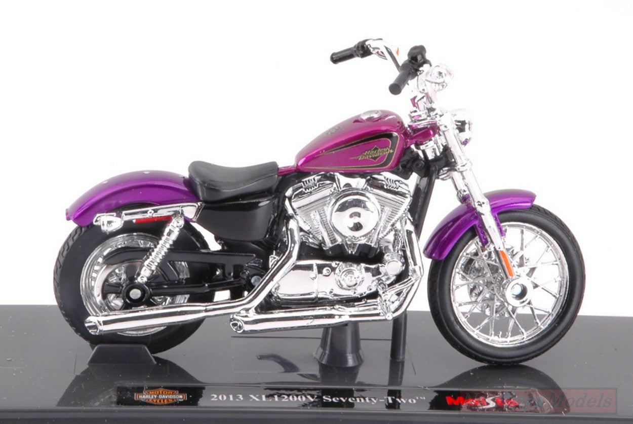 MODELE REDUIT COMPATIBLE AVEC HARLEY DAVIDSON XL 1200V SEVENTY-TWO 2013 VIOLET 1:18 MAISTO MI18864
