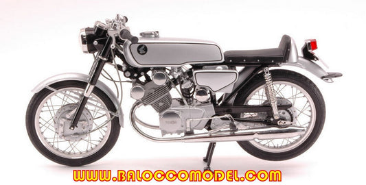 MODELE REDUIT COMPATIBLE AVEC HONDA CR93 SILVER STREET 1:10 EBBRO EB10029
