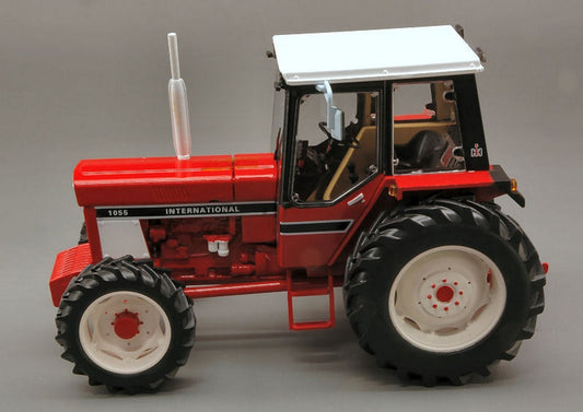 SCALE MODEL COMPATIBLE WITH INTERNATIONAL HARVESTER 1055 1:32 REPLICAGRI REPLI063